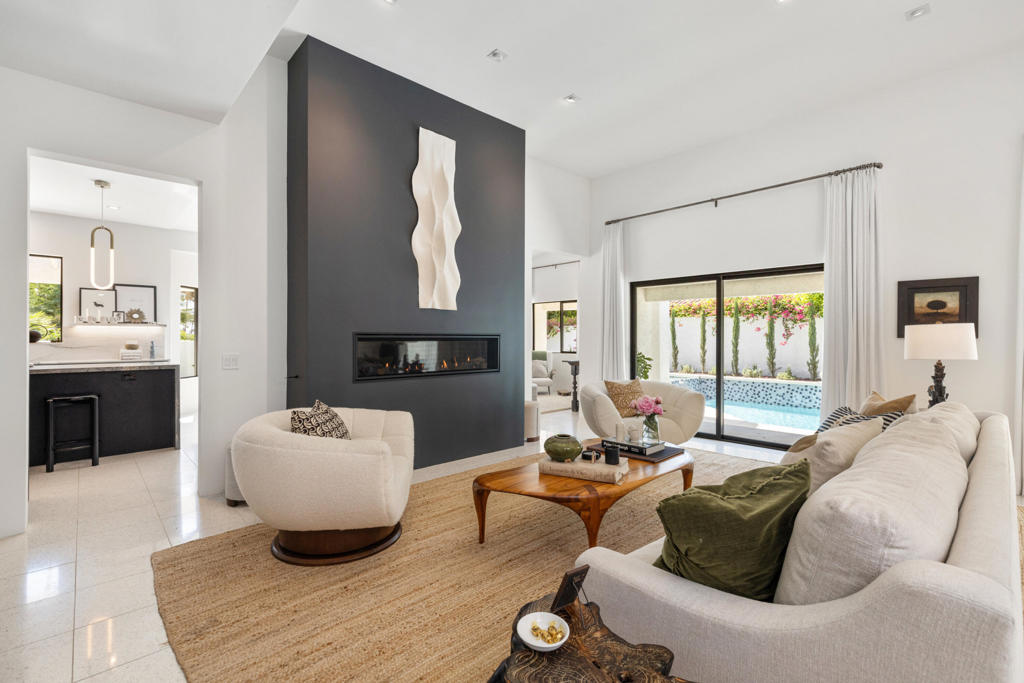 75465 Montecito Drive