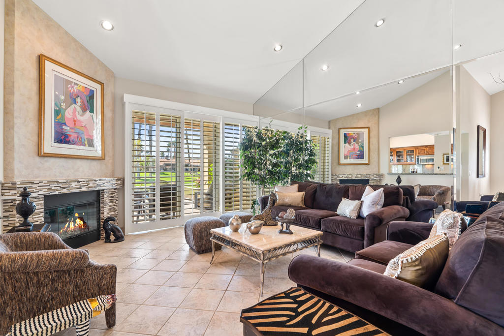 38487 Gazania Circle