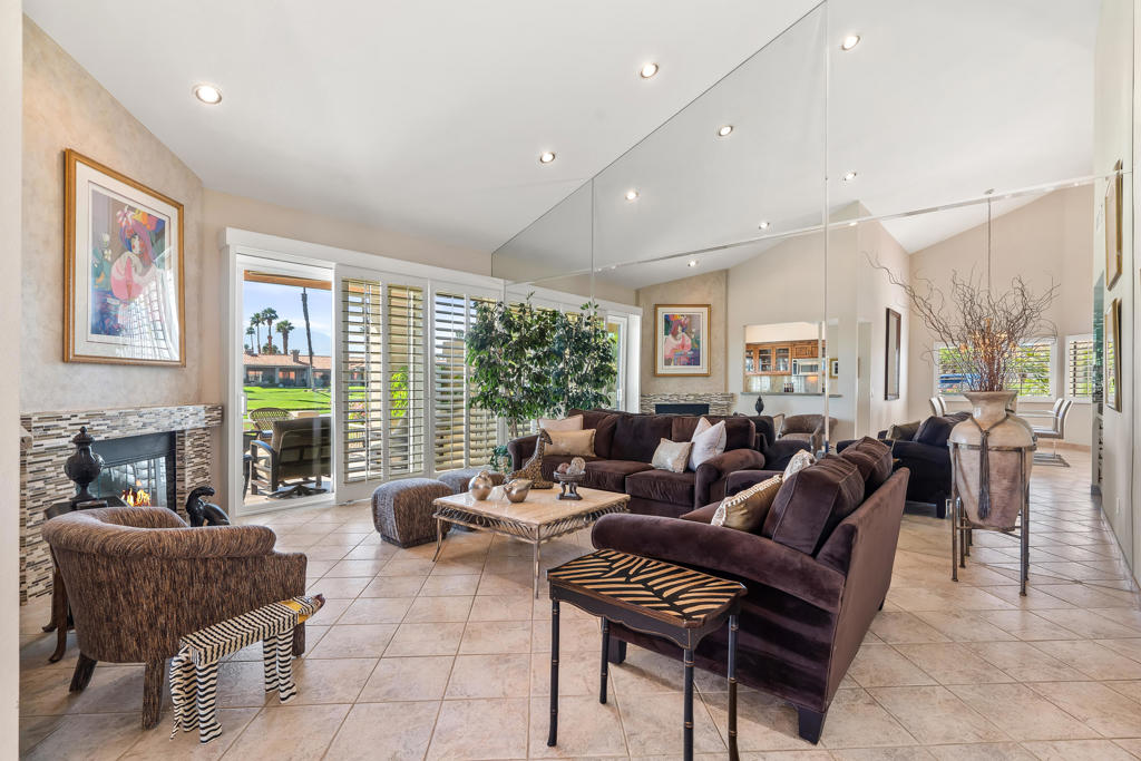 38487 Gazania Circle