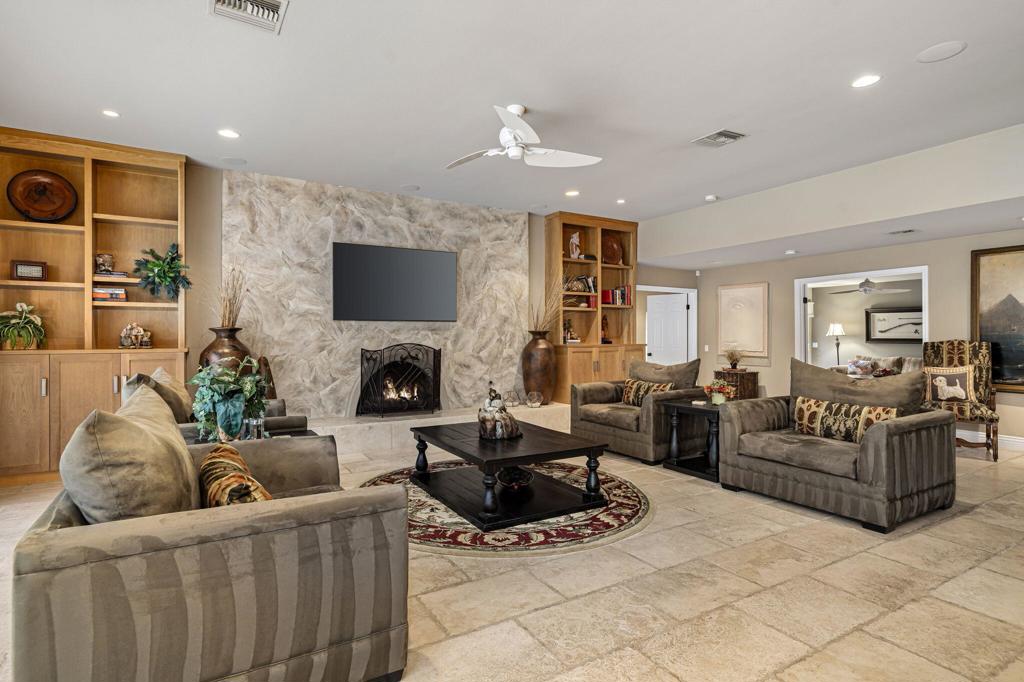 46395 Blackhawk Drive