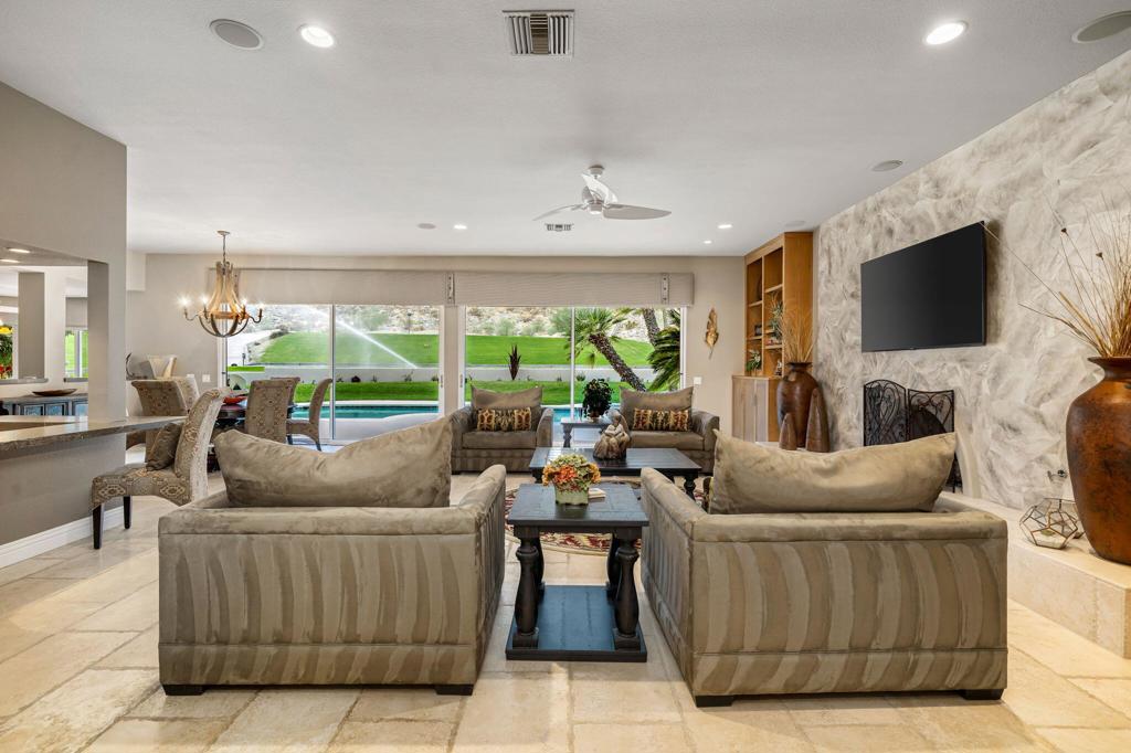 46395 Blackhawk Drive