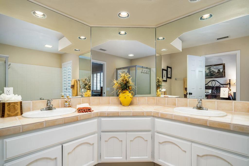 46395 Blackhawk Drive