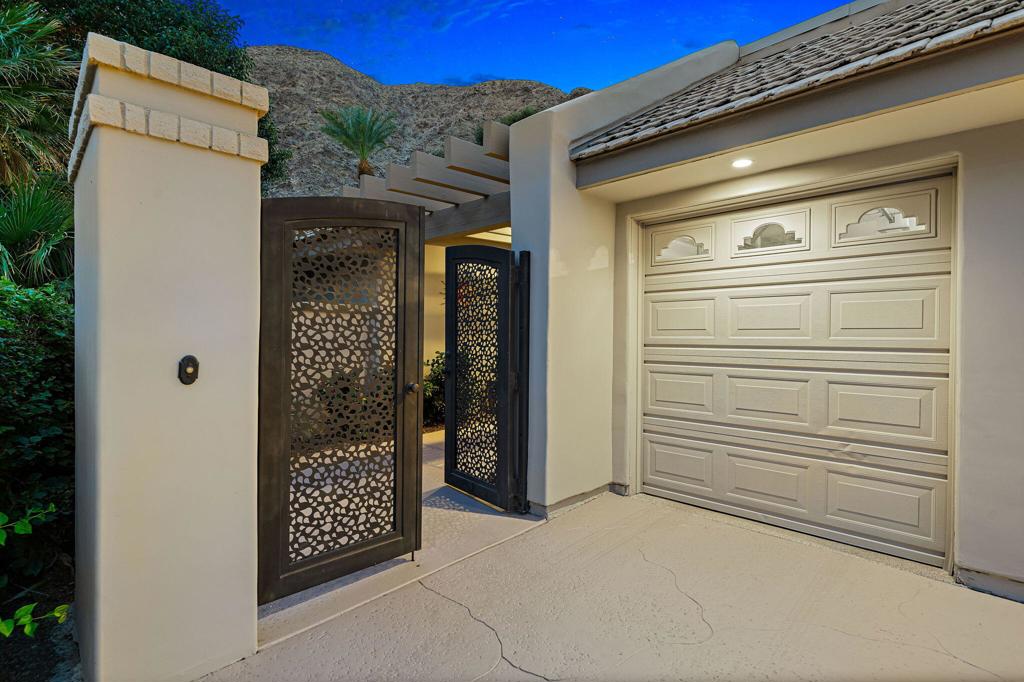 46395 Blackhawk Drive