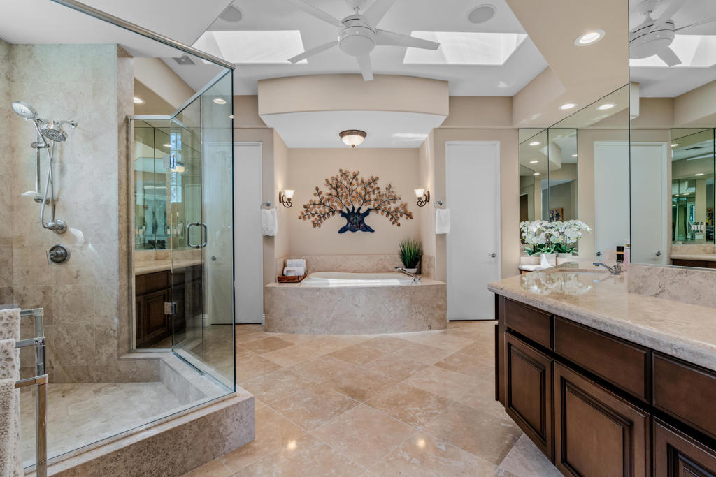 49568 Via Conquistador