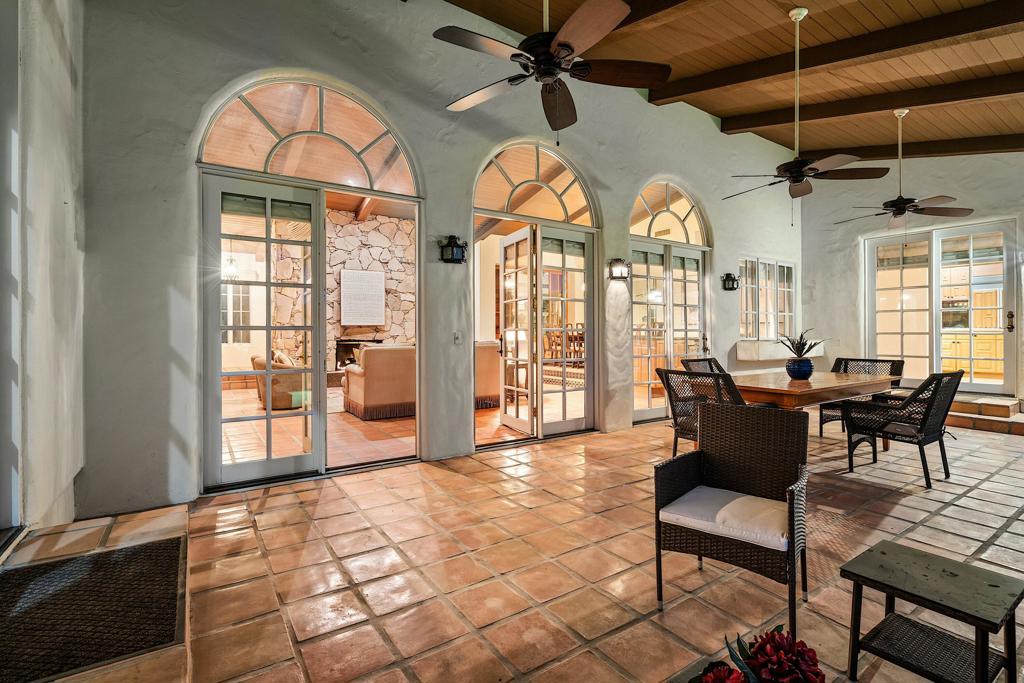 77175 Avenida Arteaga