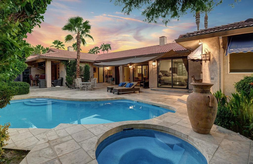 72128 Palm Crest Drive