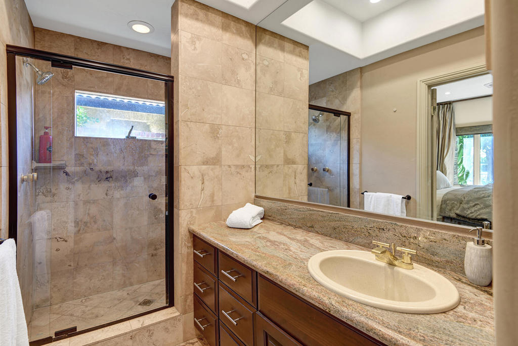 72128 Palm Crest Drive