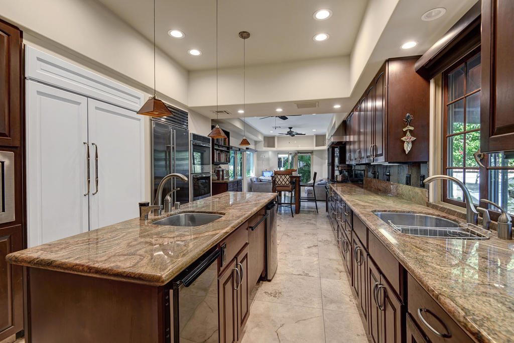 72128 Palm Crest Drive