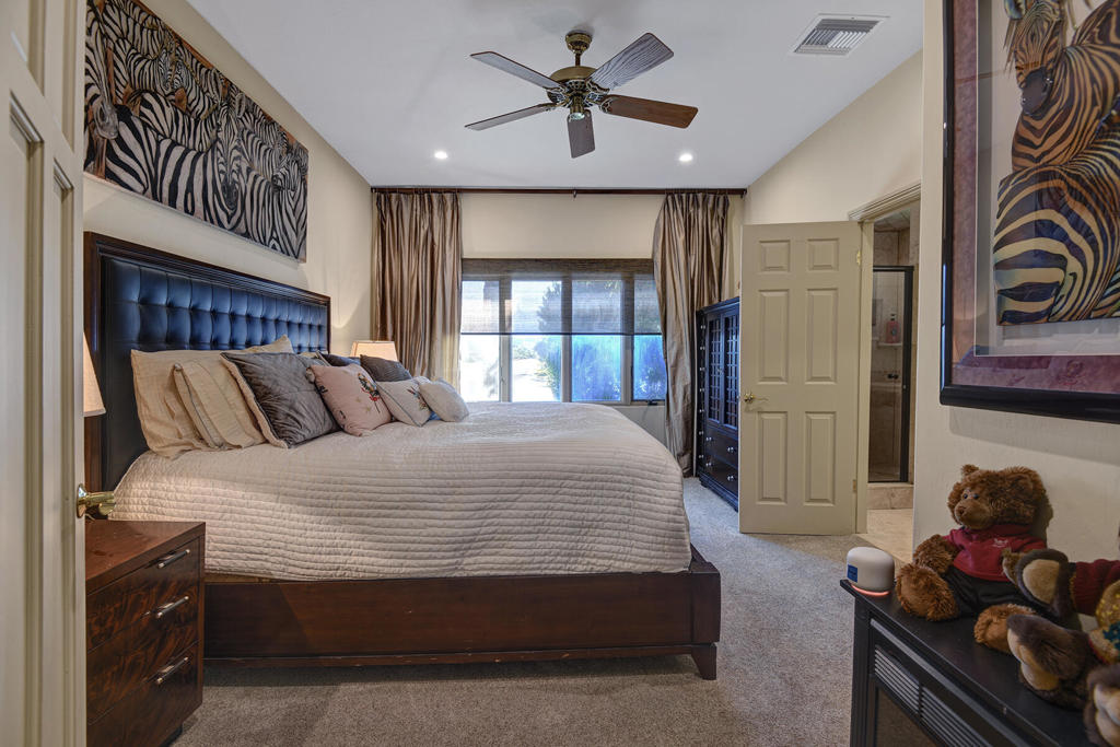 72128 Palm Crest Drive