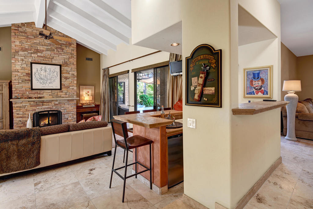 72128 Palm Crest Drive