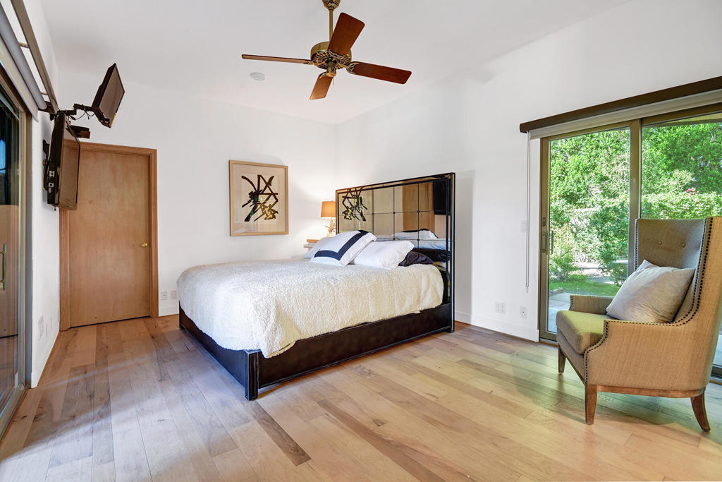 72128 Palm Crest Drive