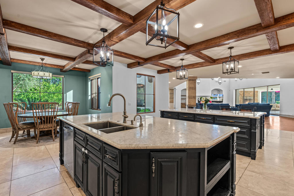 6 Strauss Terrace Terrace