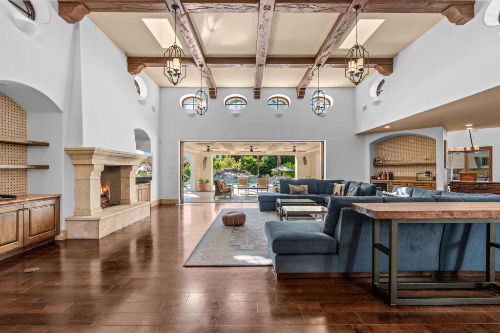 6 Strauss Terrace Terrace