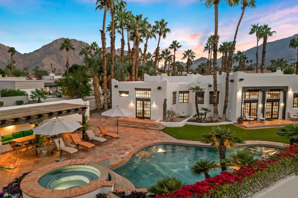 53055 Avenida Juarez