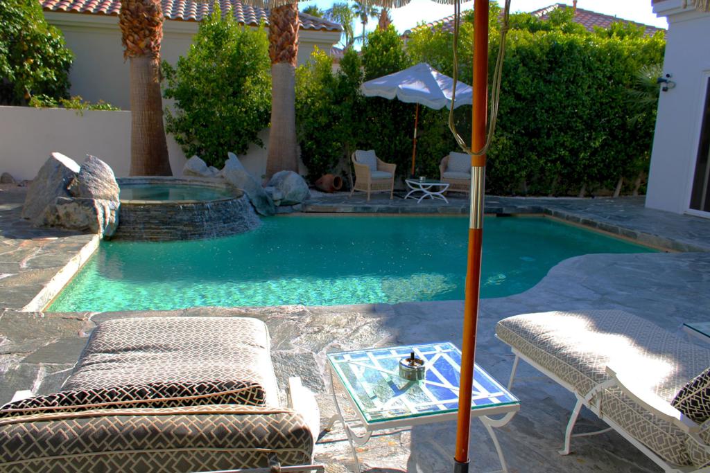 81055 Golf View Drive