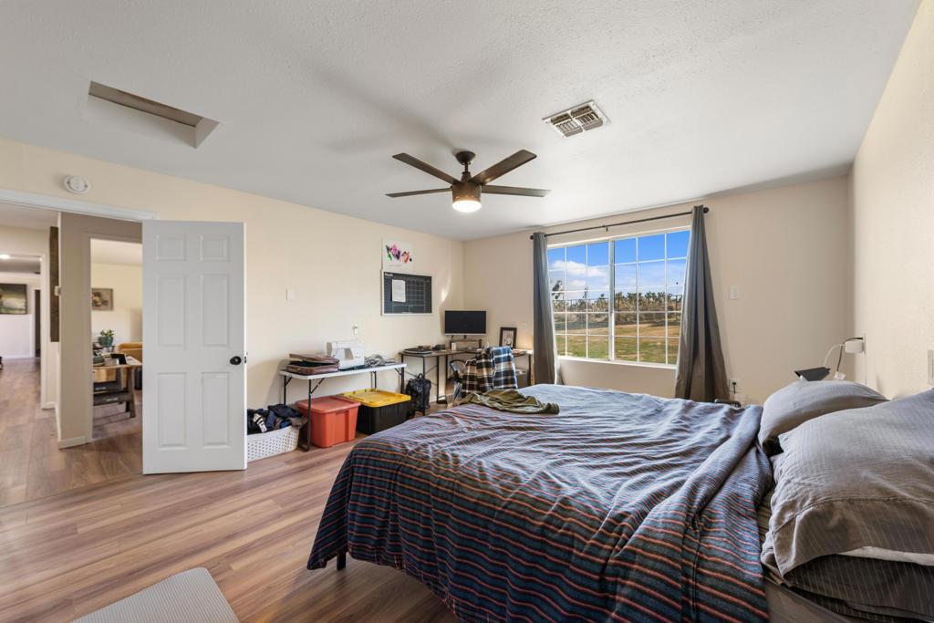 7607 Lucerne Vista Avenue