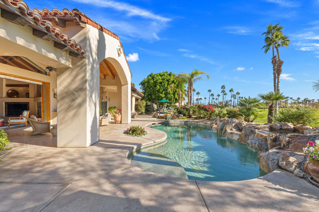 343 Crest Lake Drive