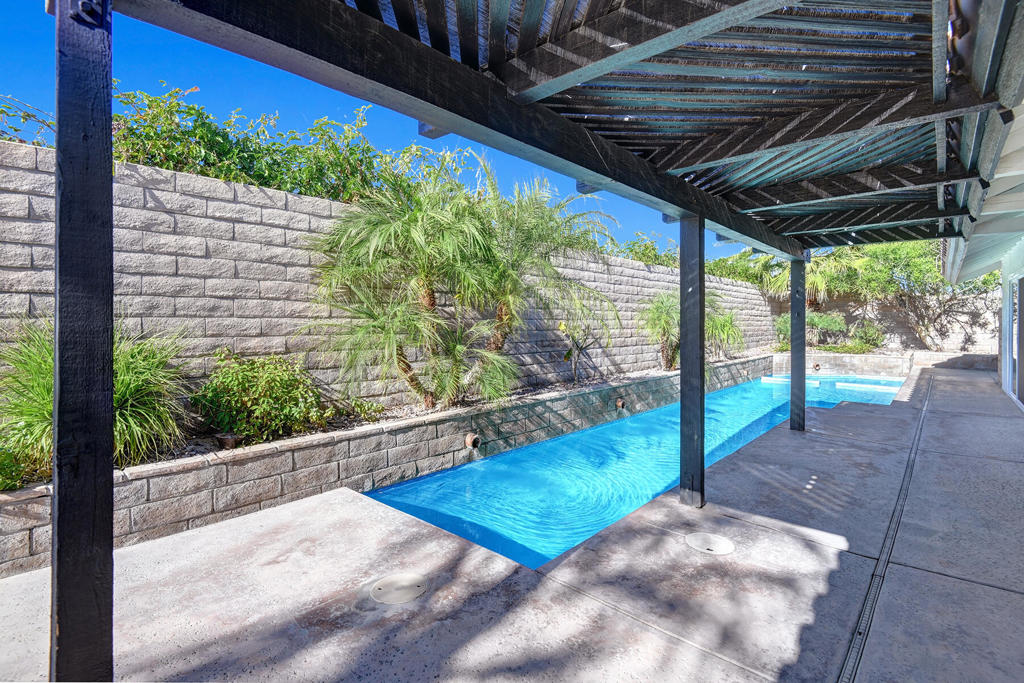 44053 Silver Creek Circle