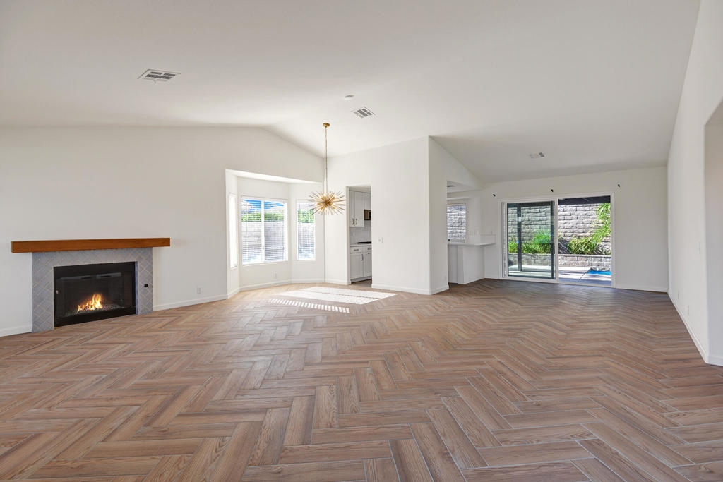 44053 Silver Creek Circle