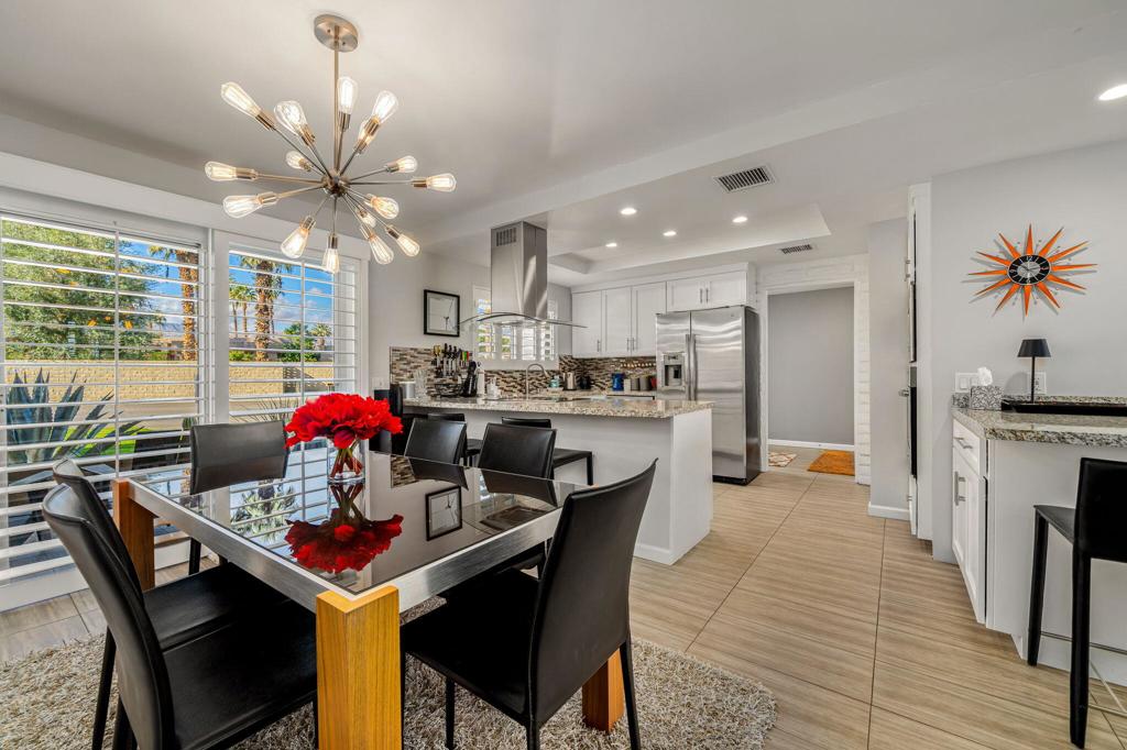 45164 Avenue Codorniz