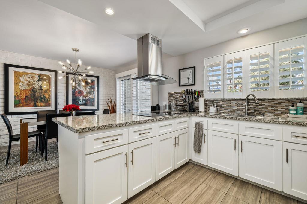 45164 Avenue Codorniz