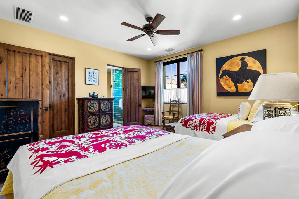 80645 La Docena Trail