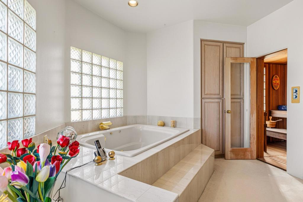 346 Crest Lake Drive