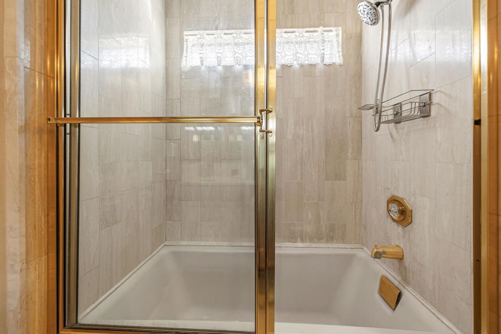 346 Crest Lake Drive