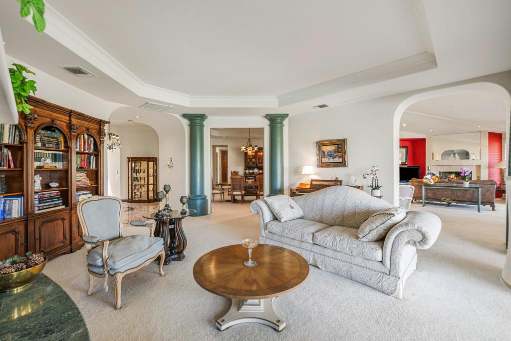 346 Crest Lake Drive