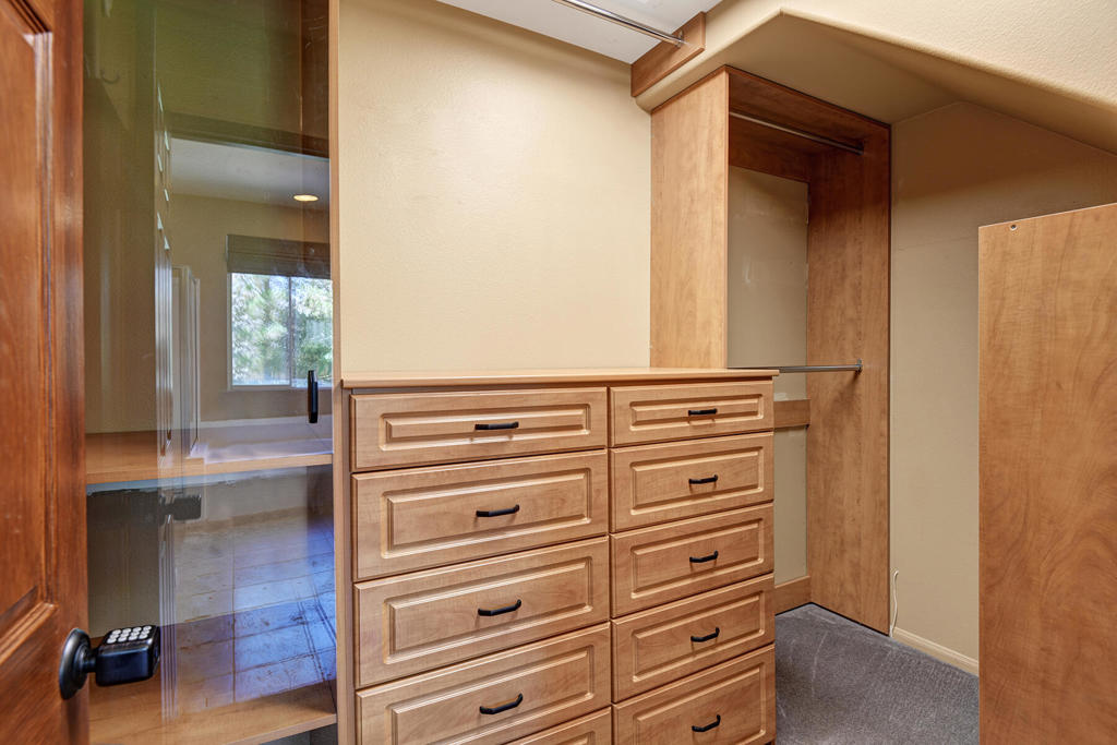 37052 Southham Court