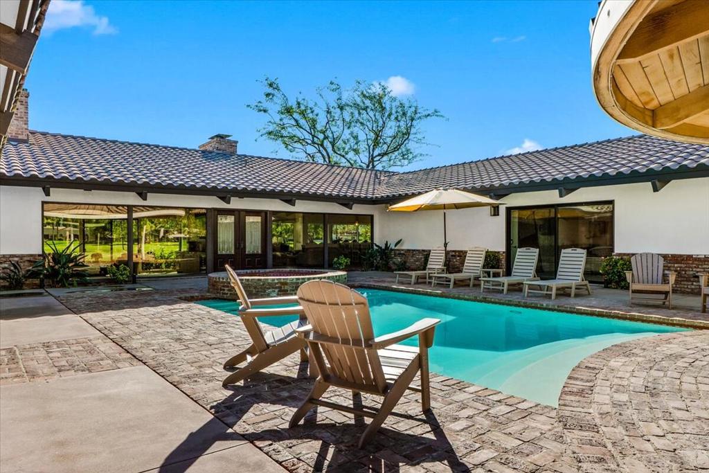 48731 San Vicente Street