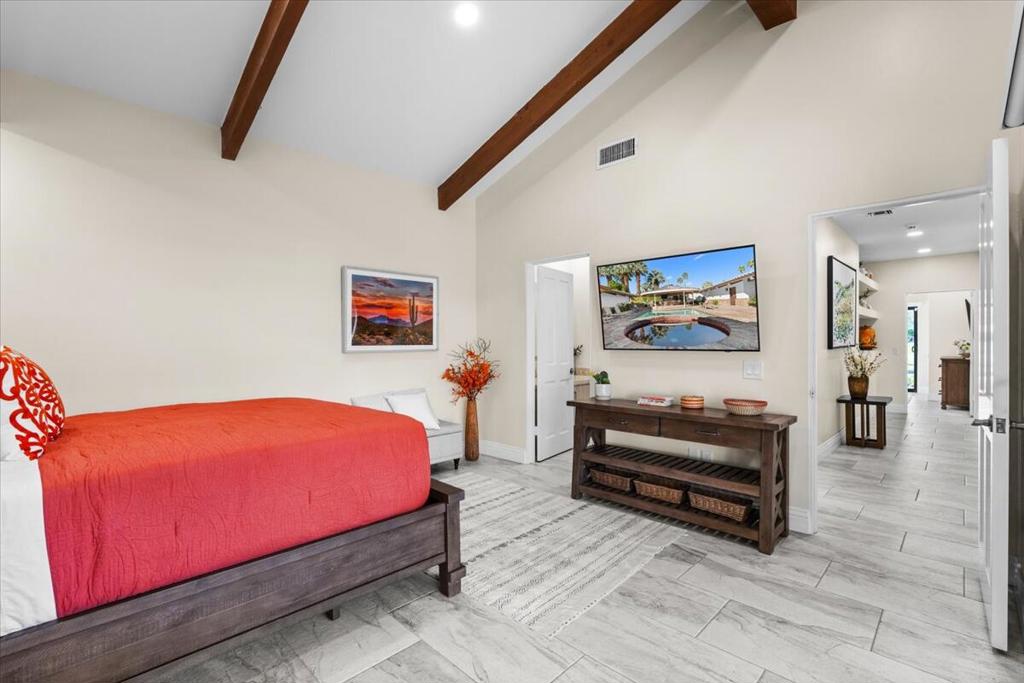 48731 San Vicente Street