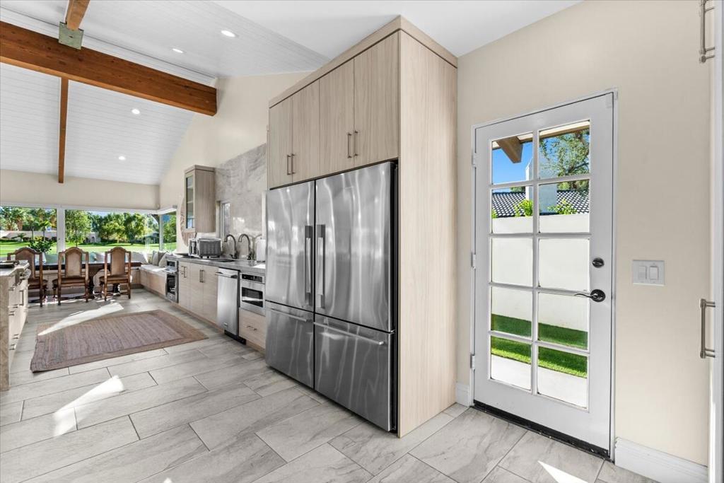 48731 San Vicente Street