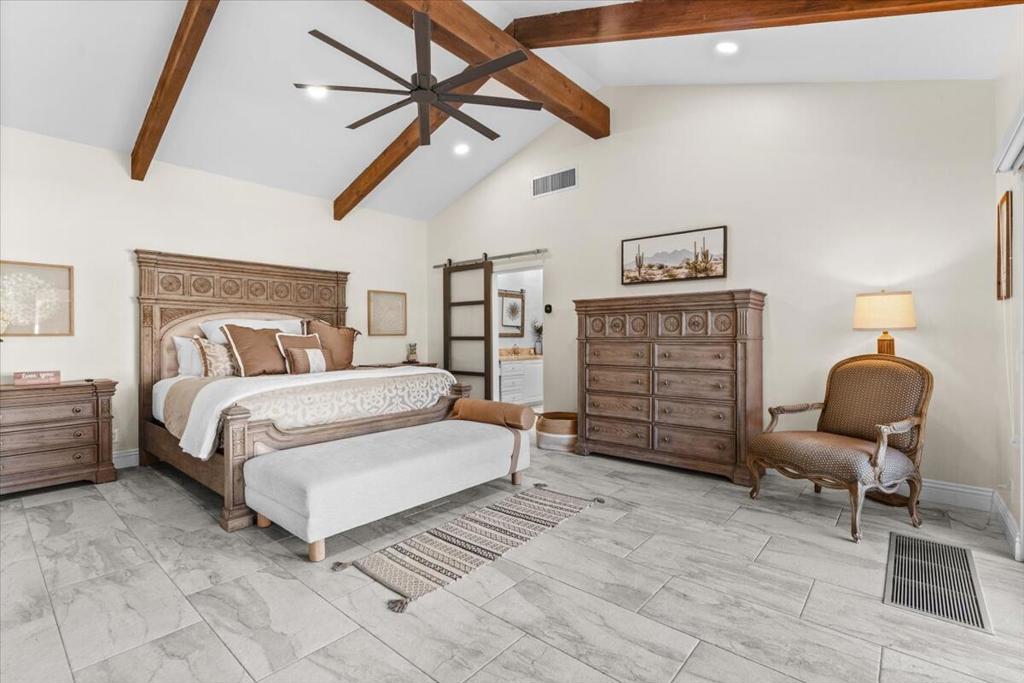 48731 San Vicente Street