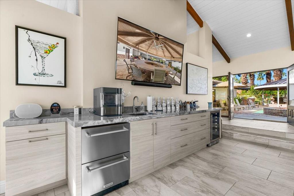 48731 San Vicente Street