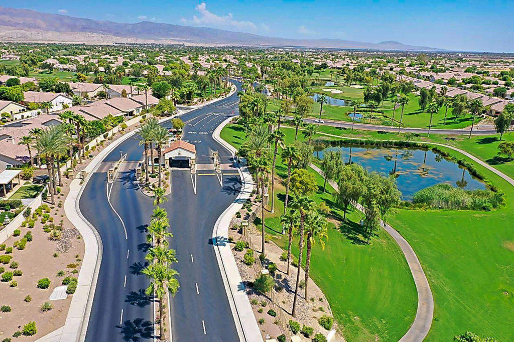 80096 Camino Santa Elise