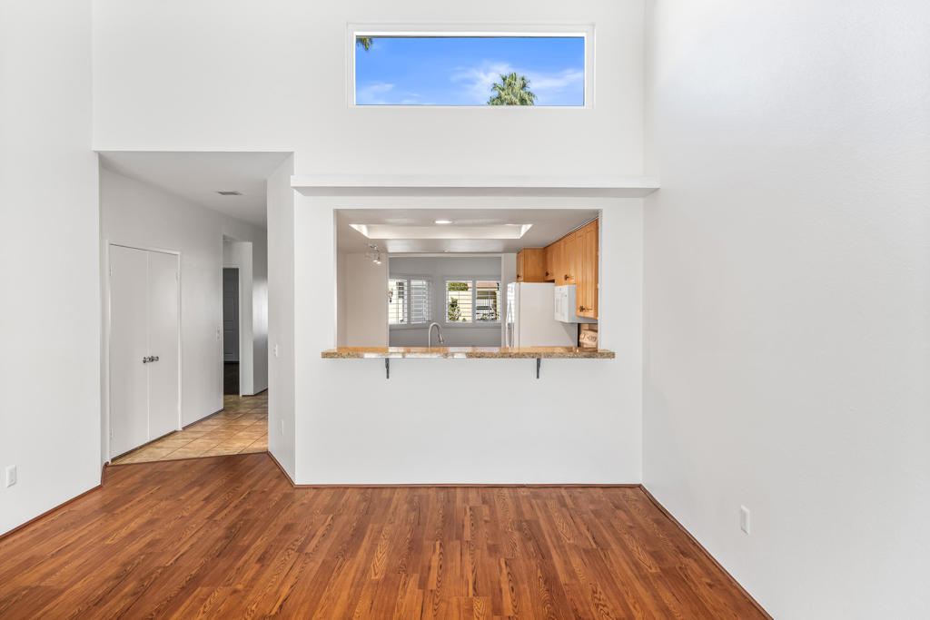 76279 Poppy Lane