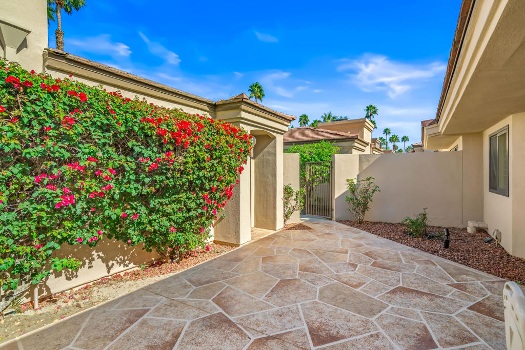 76279 Poppy Lane