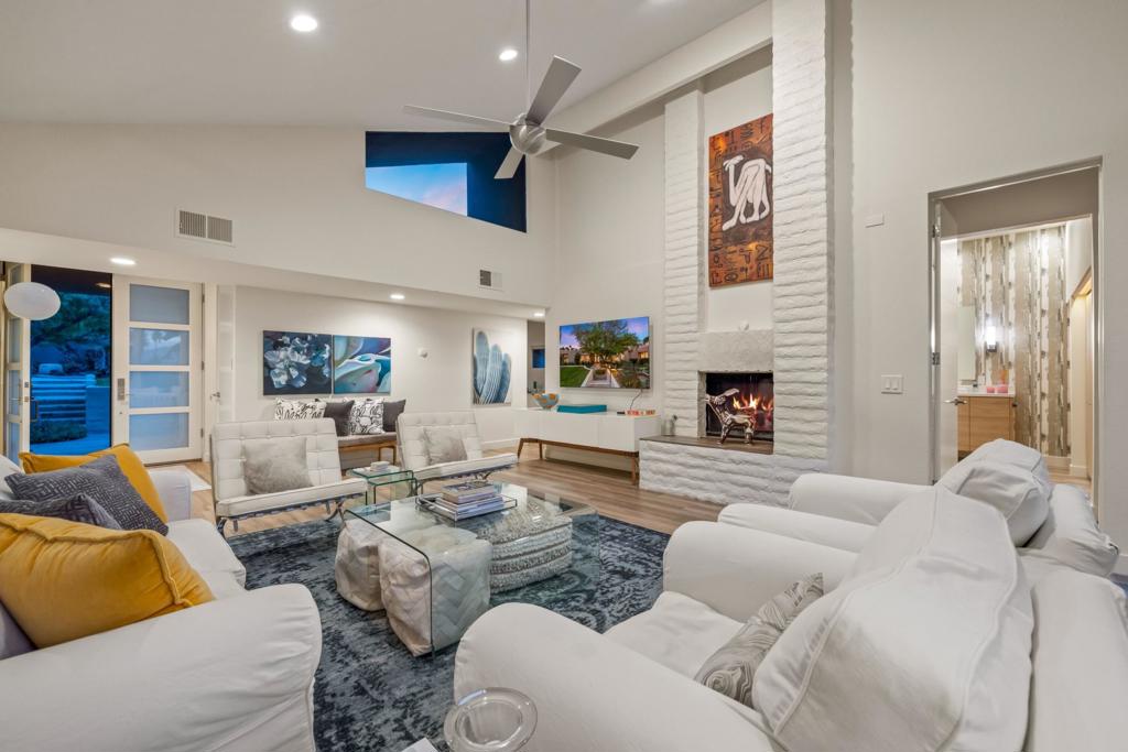 73721 Club Circle Drive 413