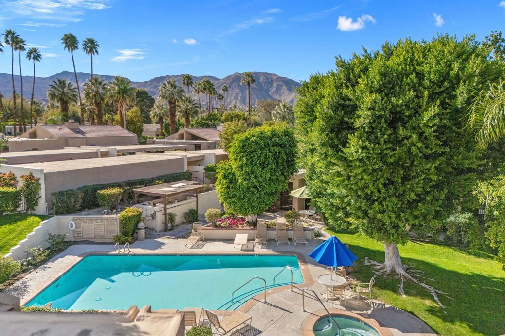 73721 Club Circle Drive 413