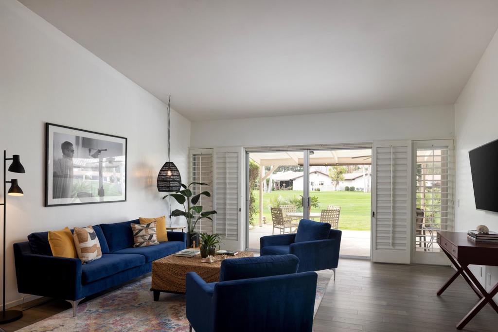 49165 Washington Street