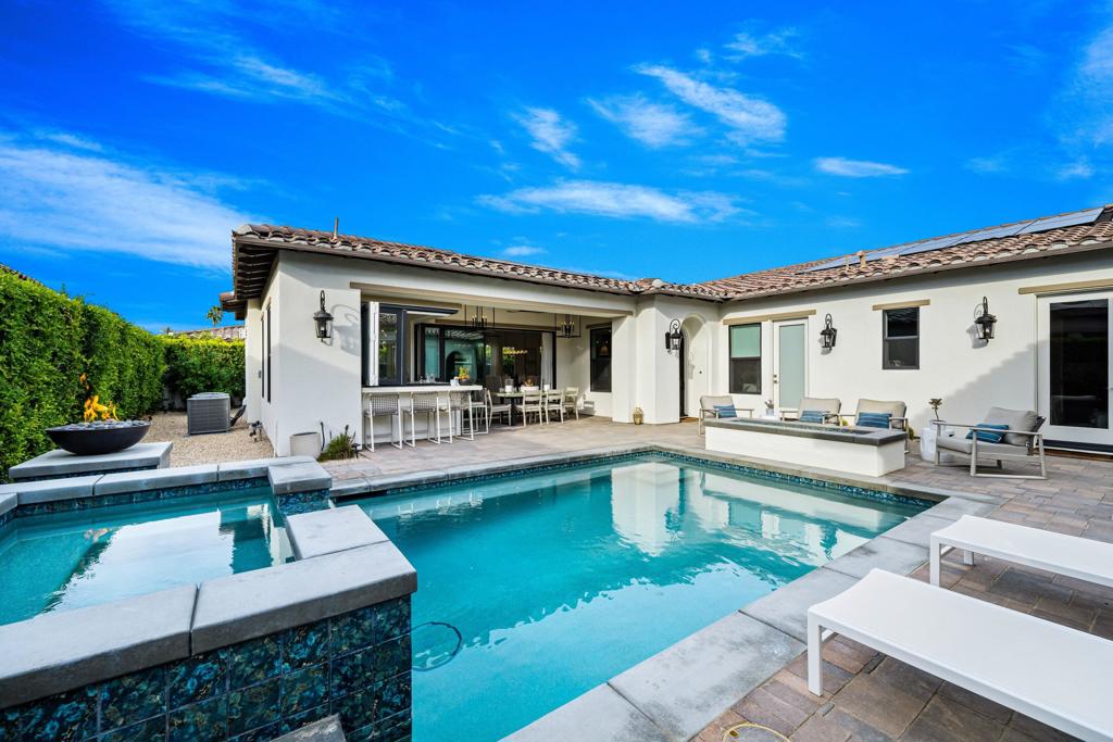 75194 Palisades Place