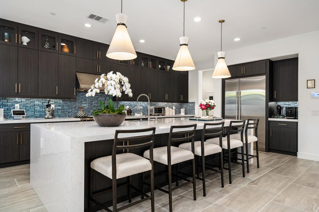 75194 Palisades Place