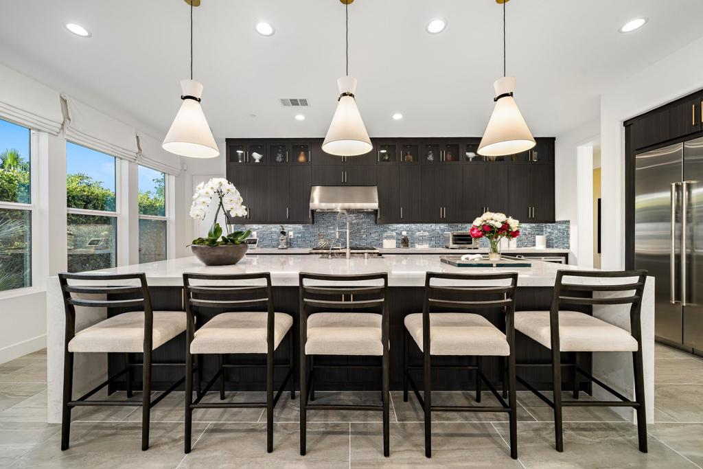 75194 Palisades Place