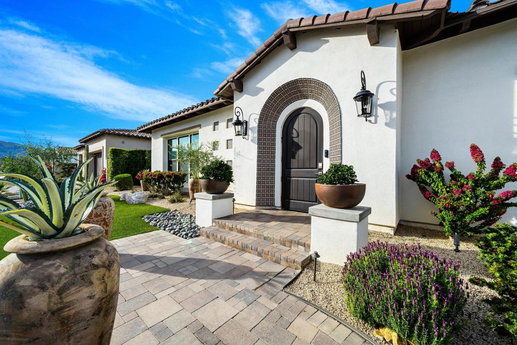 75194 Palisades Place