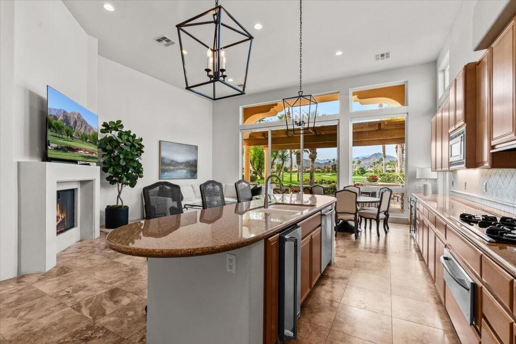 79910 Mission Drive E