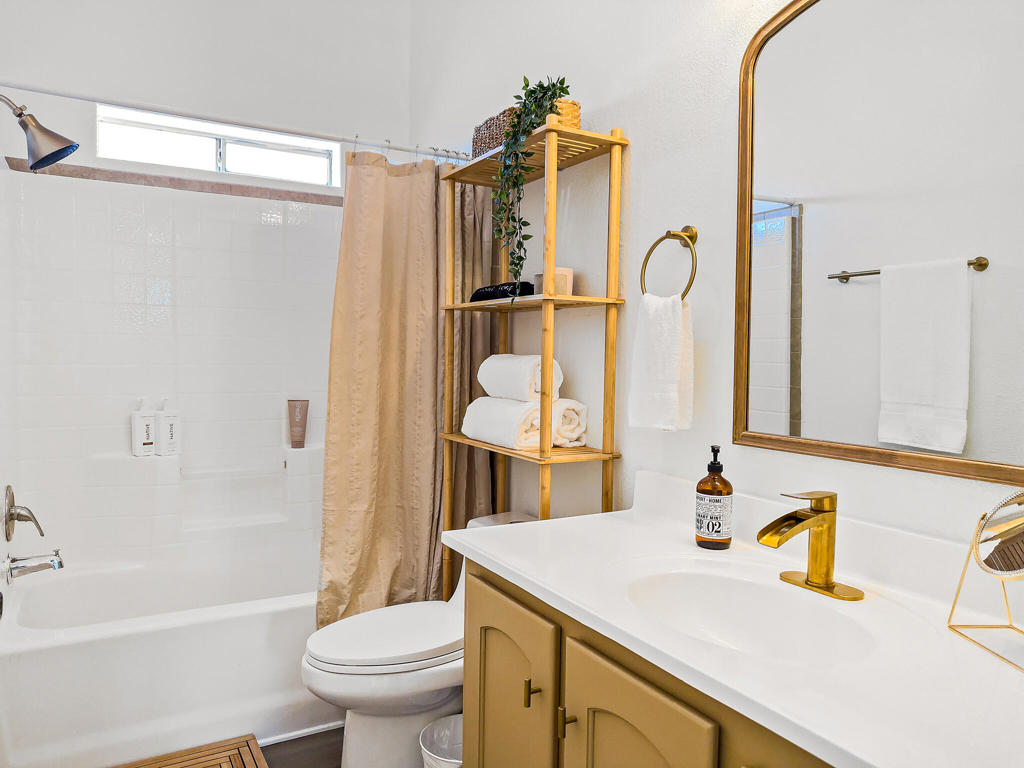 5322 Flamingo Avenue