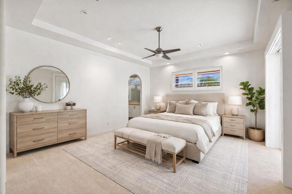 14 Collegiate Circle