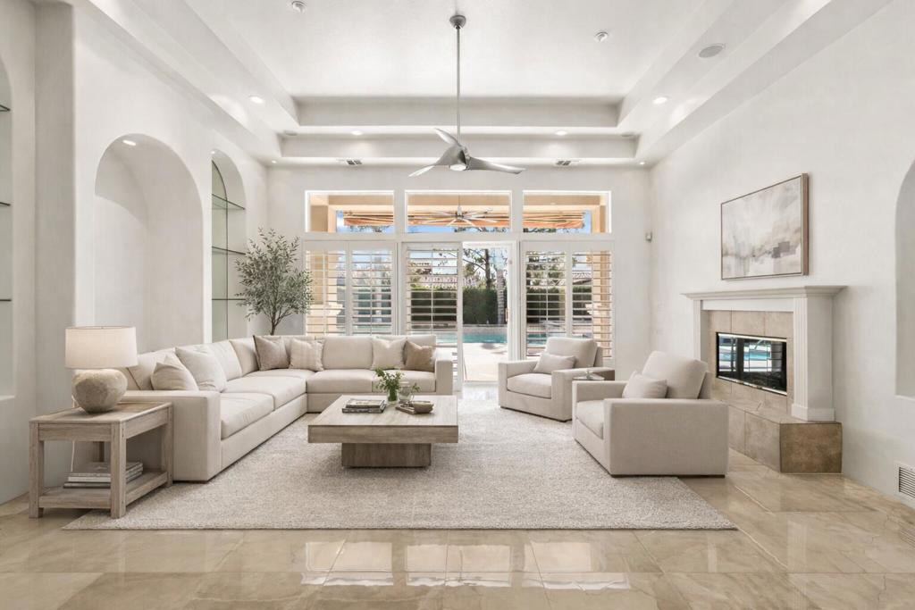 14 Collegiate Circle