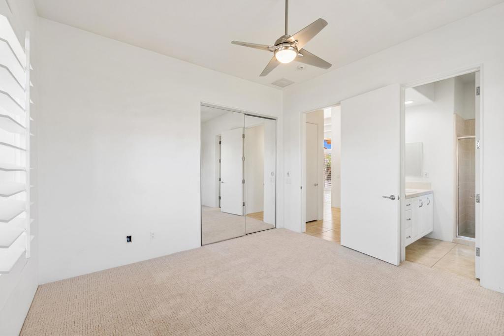 14 Collegiate Circle